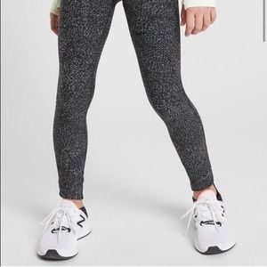 🖤Athleta Girl Run With it Tight Black and White Spotted Leggings